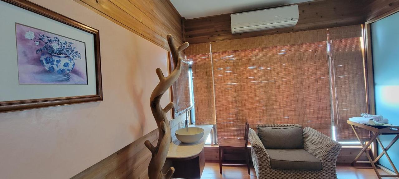 Sen Huxi Homestay T'ai-tung Exterior foto